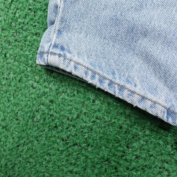 Vintage Levis 550 Jeans Womens 12 Light Wash Relaxed Fit Tapered Leg 31x30 - Picture 8 of 11